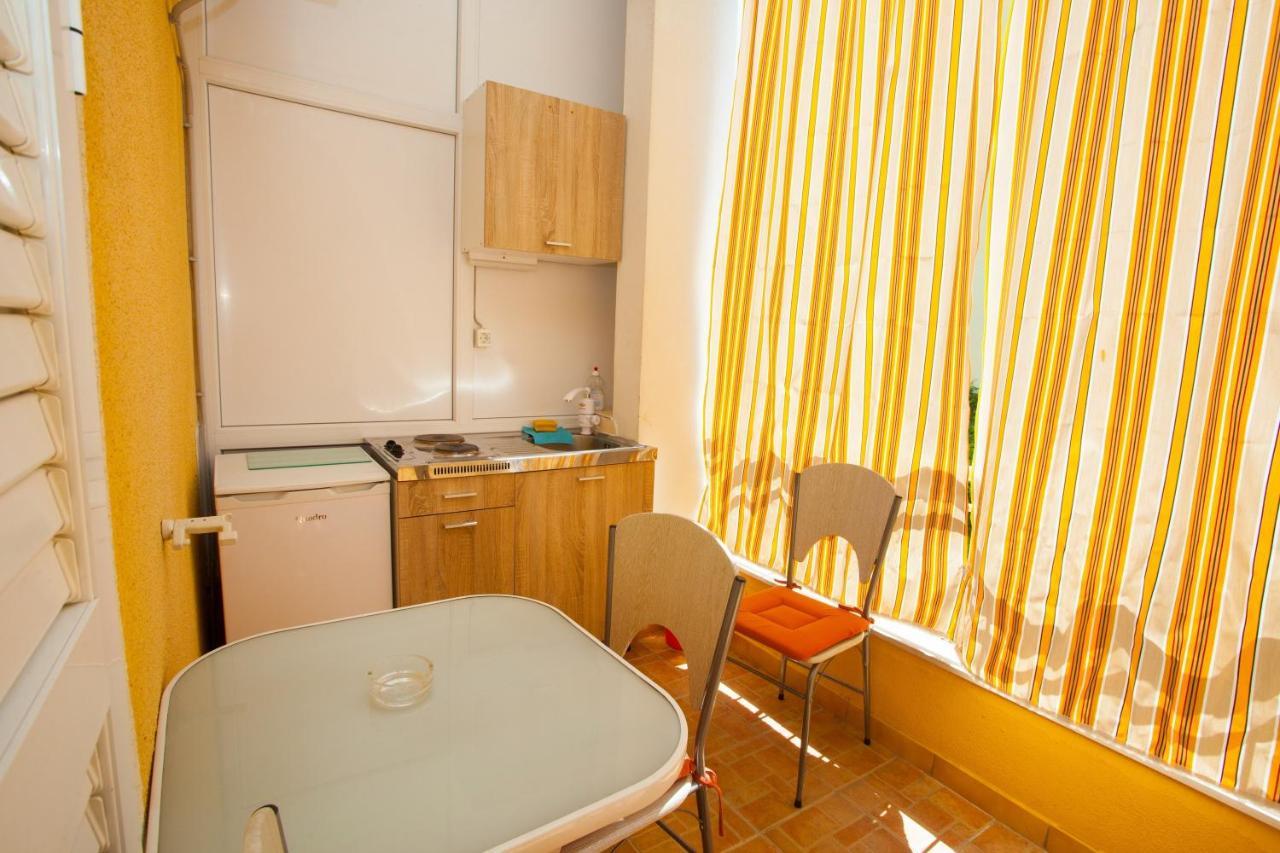 Apartments With A Parking Space Podgora, Makarska - 12816 المظهر الخارجي الصورة