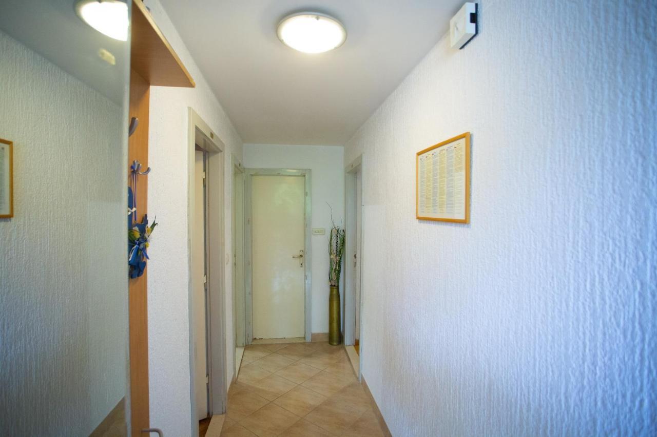 Apartments With A Parking Space Podgora, Makarska - 12816 المظهر الخارجي الصورة